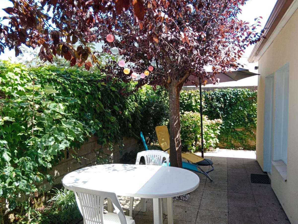 Les Rosiers Villa Challans Exteriör bild
