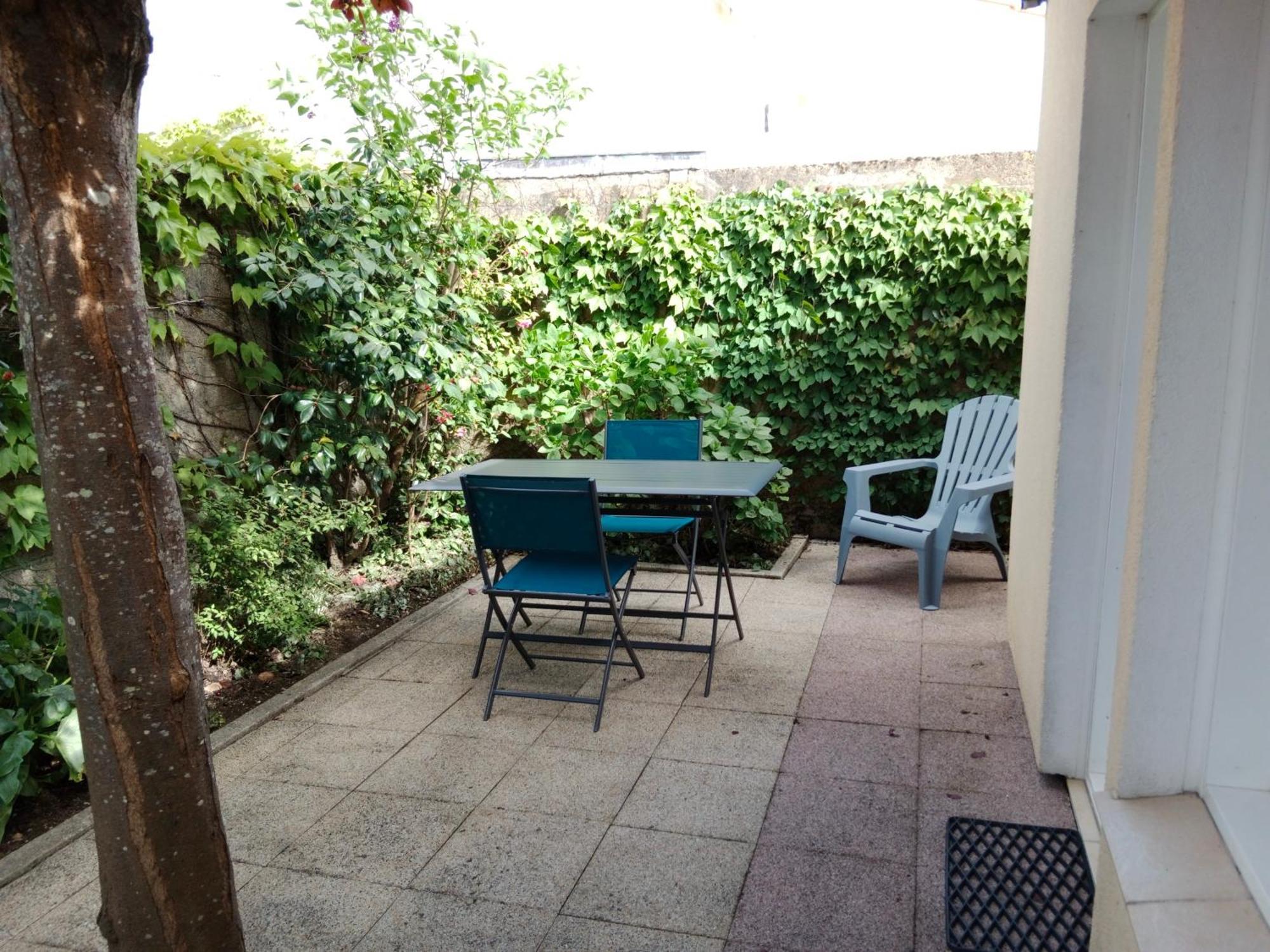 Les Rosiers Villa Challans Exteriör bild